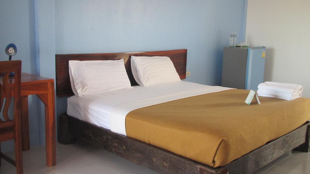 Sophon 19 Apartment - Baan Klang Noen Jomtien Beach Chambre photo